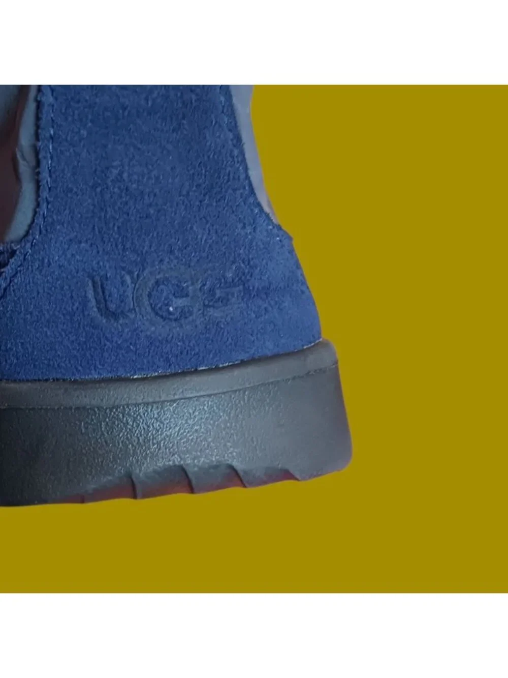 UGG Blue Youth Reflective Canoe Chukka Boots Navy Blue Size 6
